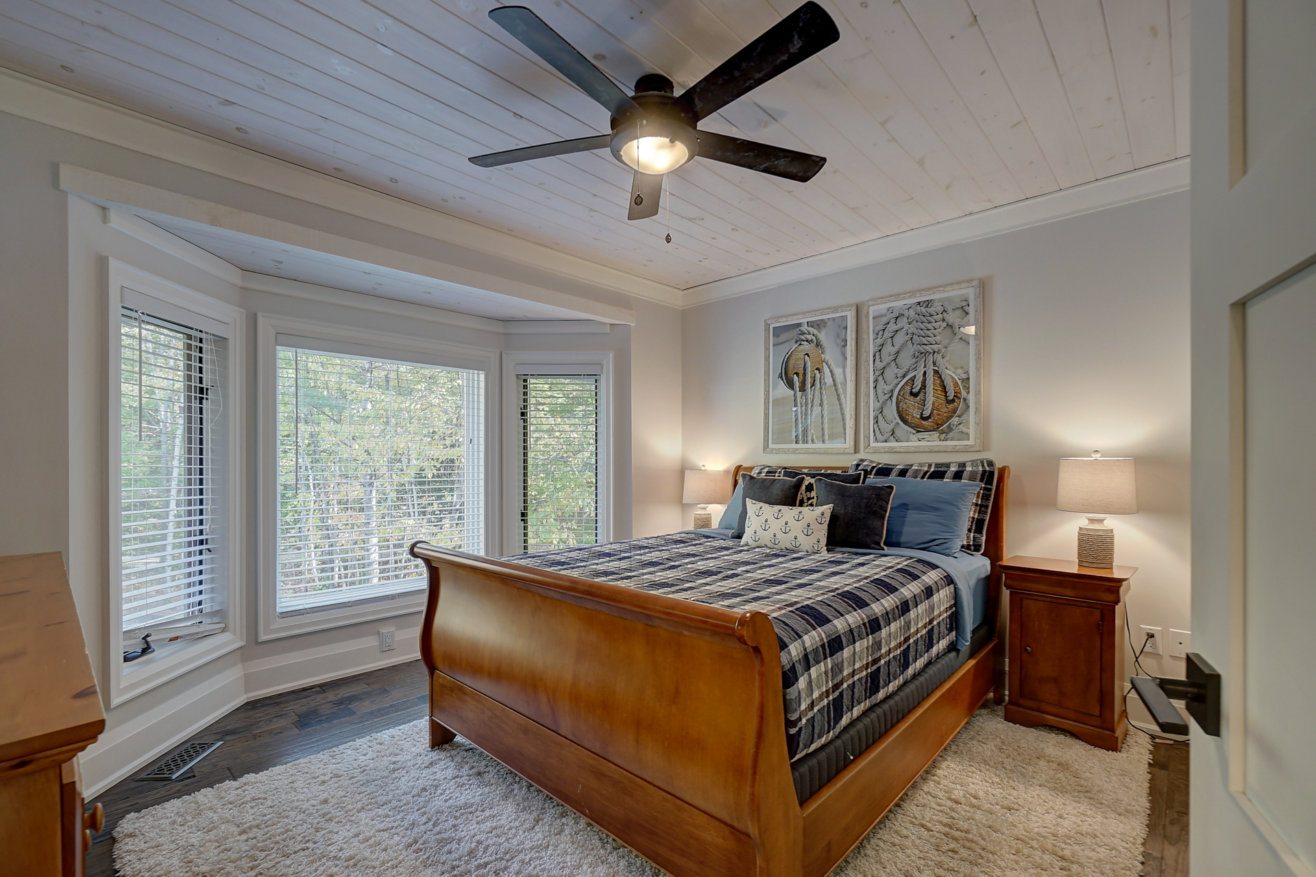 1077 Shennamere-15 1077 Shennamere 15