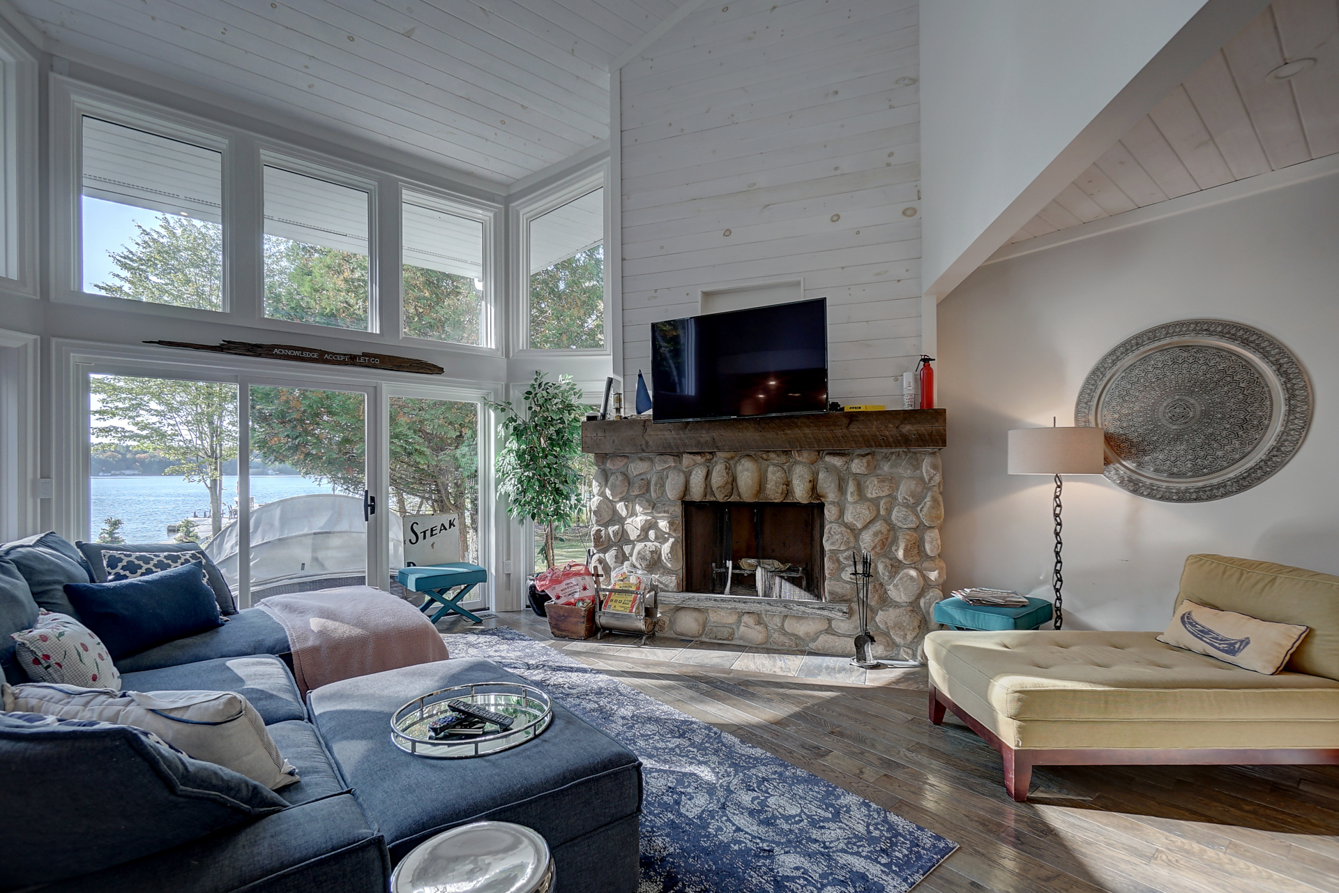 1077 Shennamere-28 1077 Shennamere 28