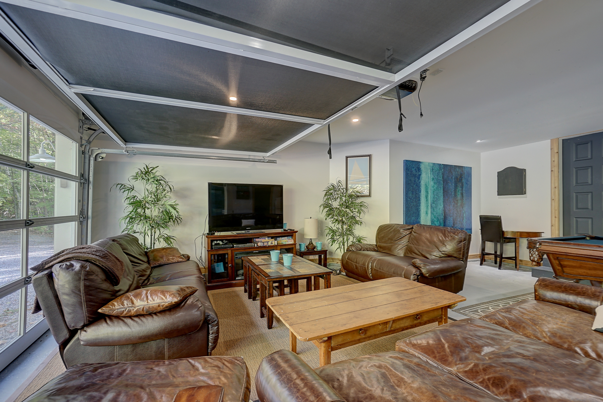1077 Shennamere-57 1077 Shennamere 57