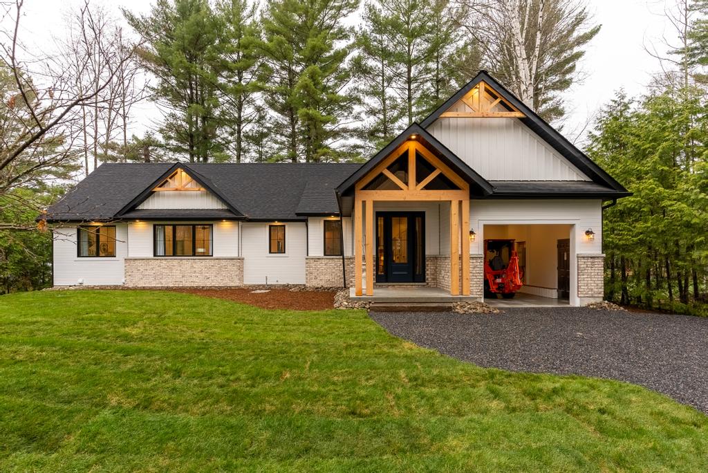 025-1119BeaumontFarmRd-EXT-FULL 025 1119BeaumontFarmRd EXT FULL