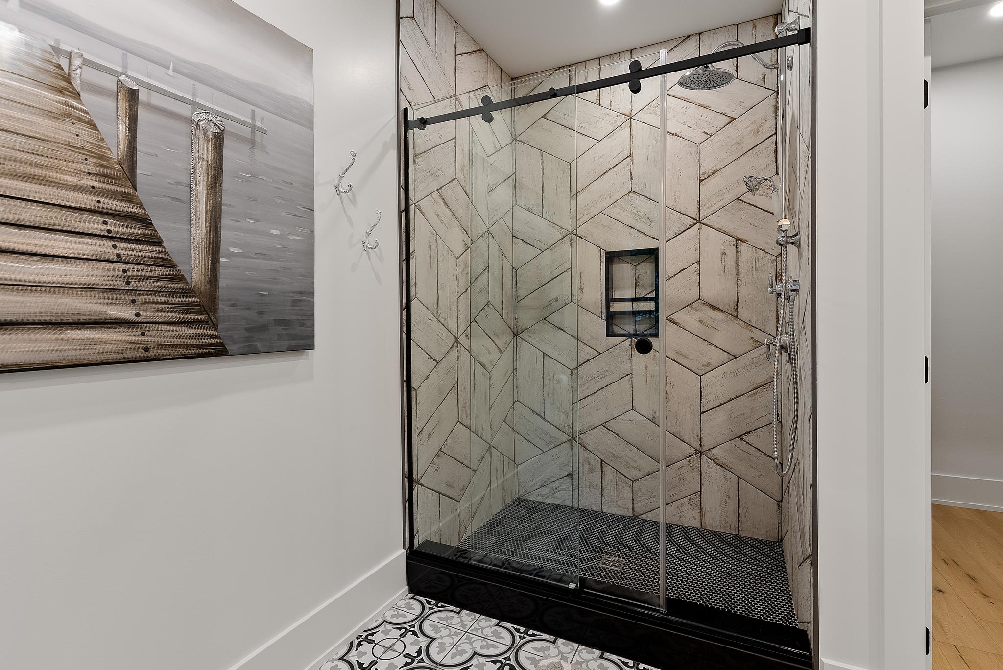 038-1119BeaumontFarmRd-INT-FULL MAI Dream Developments shower